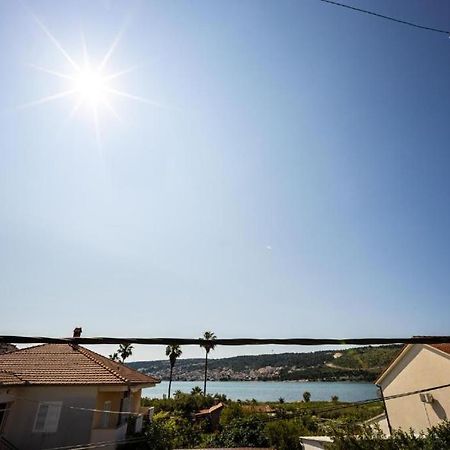 Villa Marija โตรกีร์ ภายนอก รูปภาพ